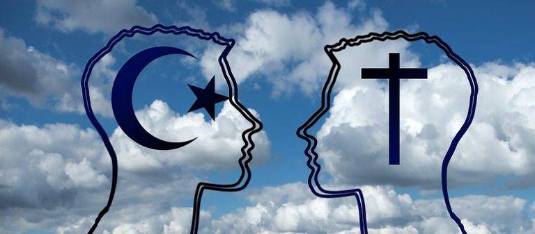„Ich lebe polyreligiös“ „Ich lebe polyreligiös“