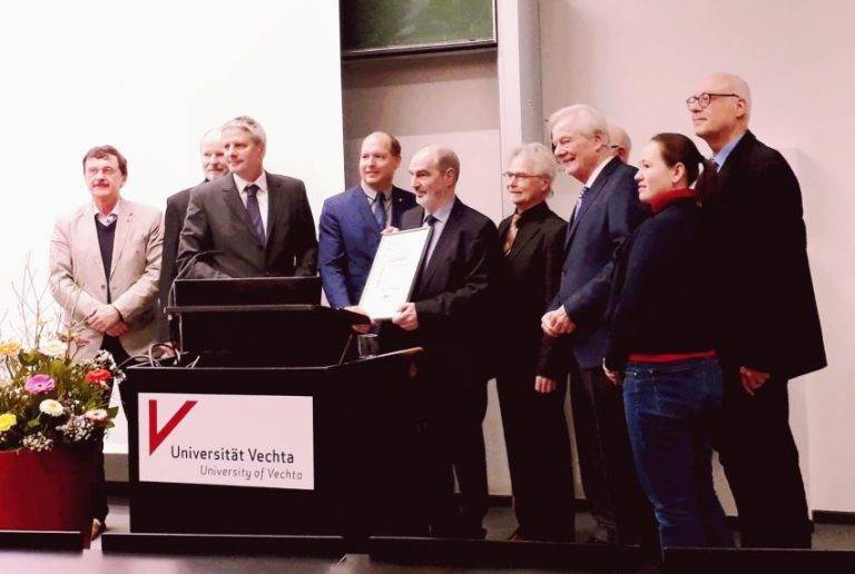Höffmann-Wissenschaftspreis 2019 für Prof. Dr. Perry Schmidt-Leukel