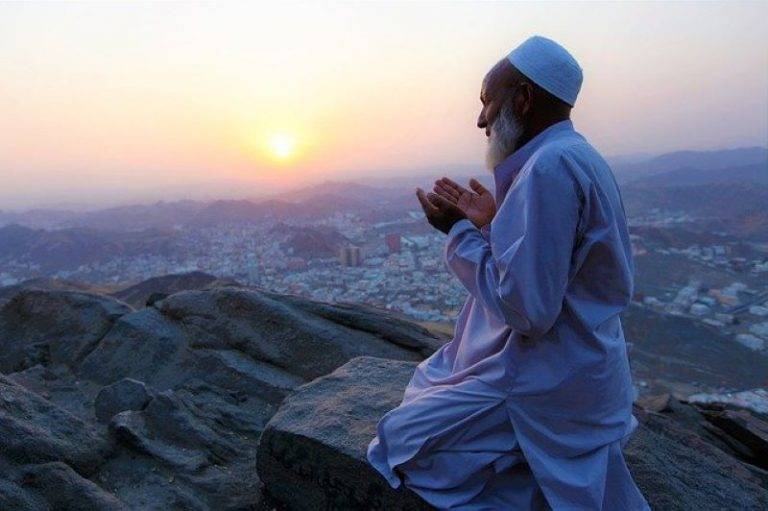 Weltweites Gebet der Religionen angesichts der Corona-Krise Weltweites Gebet der Religionen angesichts der Corona-Krise