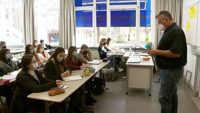 3e33688a-a35a-4177-900c-bde3a1d15774