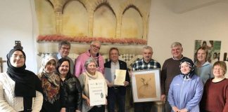 INTR°A-Projektpreis an Abraham-Haus in Marl übergeben